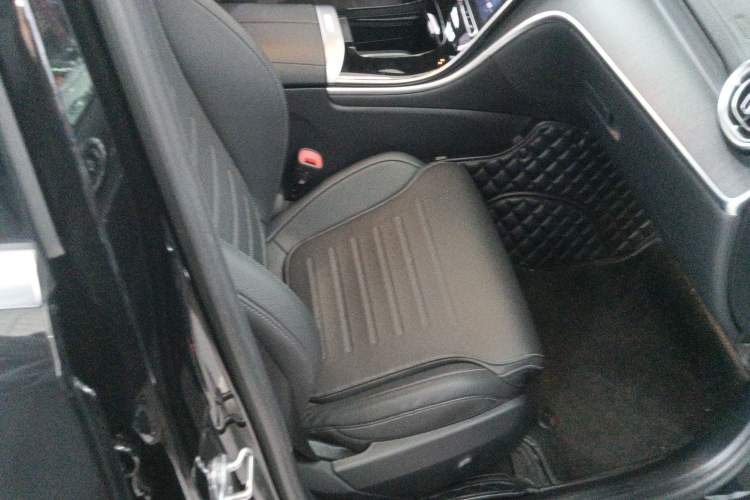 Used Mercedes-Benz C-Class 2023 C 260 L Sport Edition