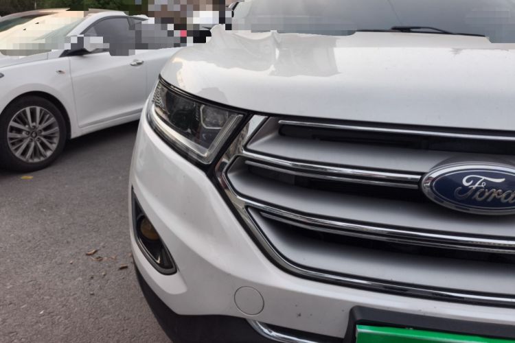 Used Ford Edge 2016 EcoBoost 245 Two-Wheel-Drive Titanium 7-Seater
