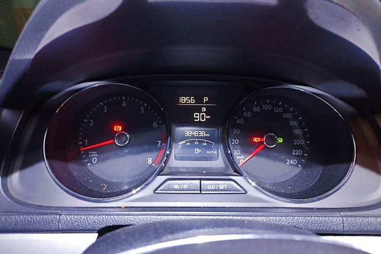 Used Volkswagen Gran Lavida 2015 230TSI DSG Comfort Edition