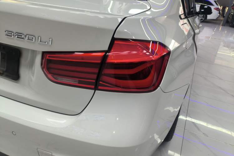 Used BMW 3 Series 2018 320Li Leading Model M Sport Package