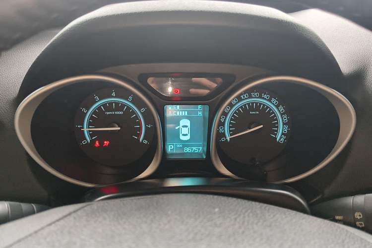 Used GAC Trumpchi GS5 2014 2.0L Automatic Two-Wheel Drive Anniversary Value Edition
