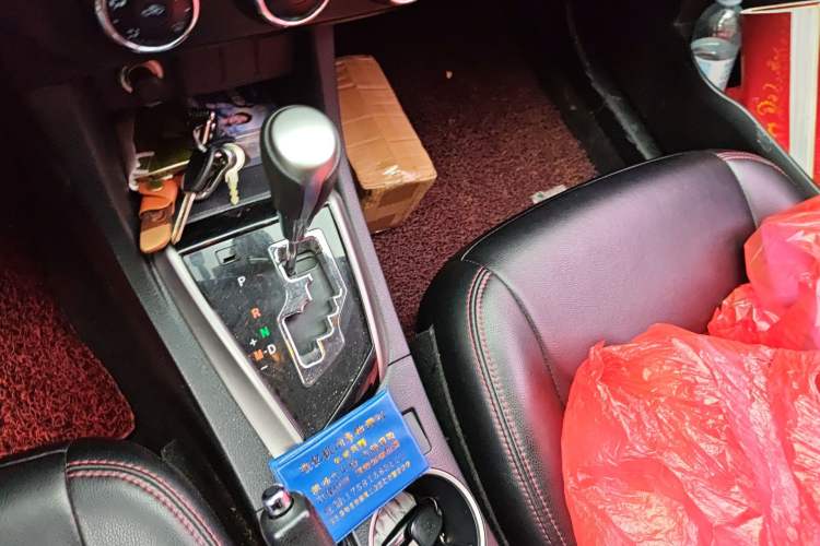 Used Toyota Levin 2016 1.6G CVT Elite Edition Gear Lever