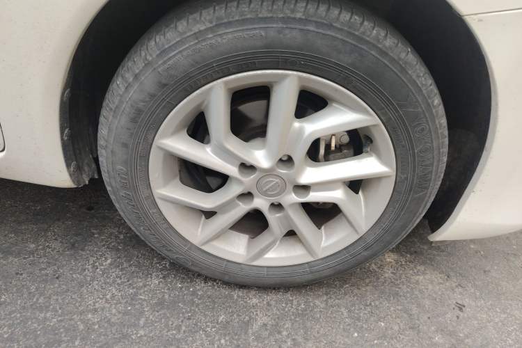 Used Nissan Tiida 2021 1.6L CVT Cool Edition