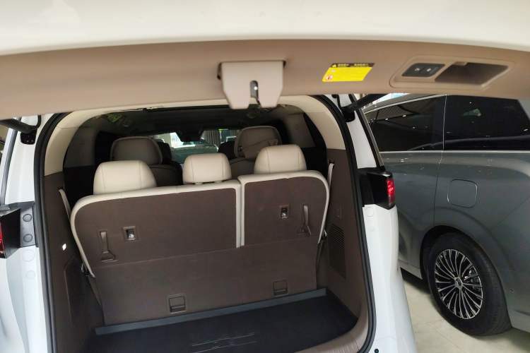 Used Denza D9 2022 DM-i 970 Four-Wheel Drive Flagship Model
