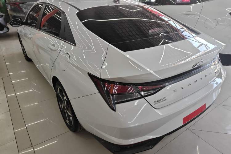 Used Hyundai Elantra 2021 1.5L CVT GLX Elite Edition
