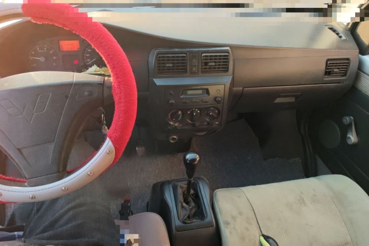 Used Wuling Rongguang 2011 1.2L Base Version