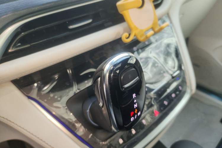 Used Buick GL8 2020 Avenir Avia Four-Seat Luxury Edition
