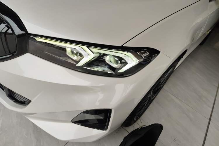 Used BMW i3 2024 eDrive 35 L
