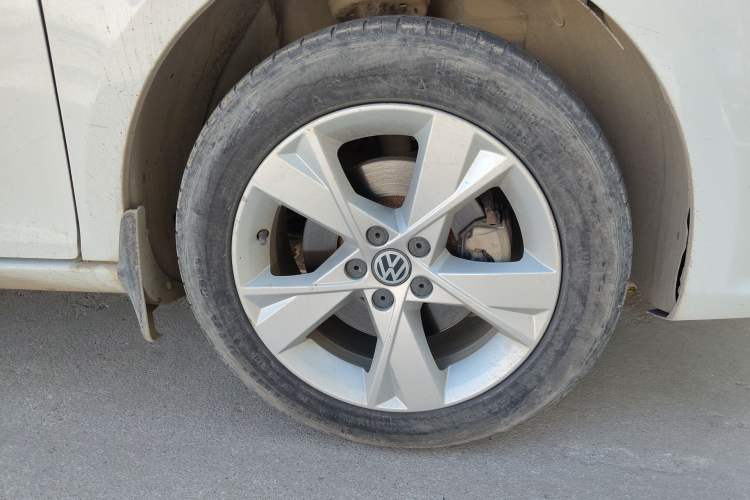 Used Volkswagen Bora 2015 Zhuihui Edition 1.6L Manual Comfort Model
