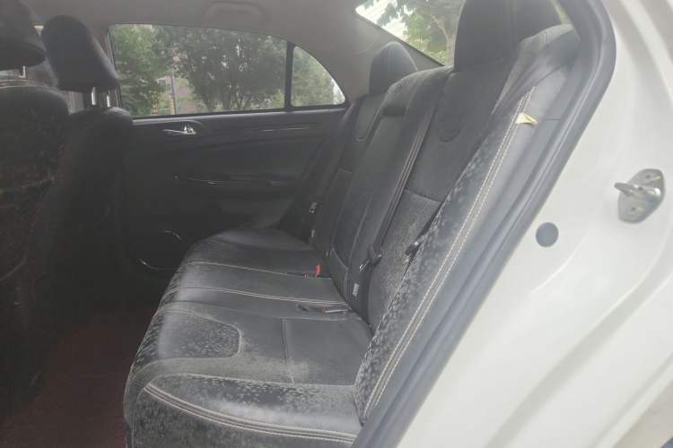 Used BYD Surui 2014 1.5L Manual Luxury Model
