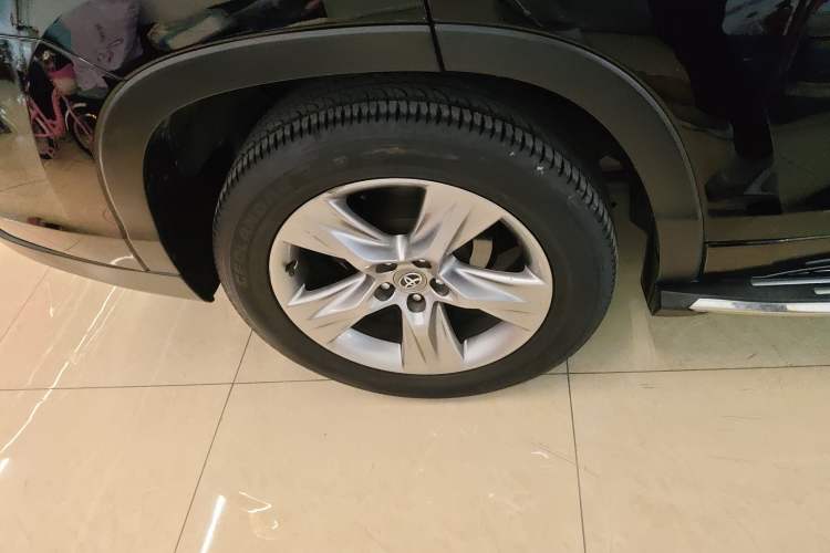 Used Toyota Highlander 2015 2.0T Four-Wheel Drive Luxury Edition 7-Seater
