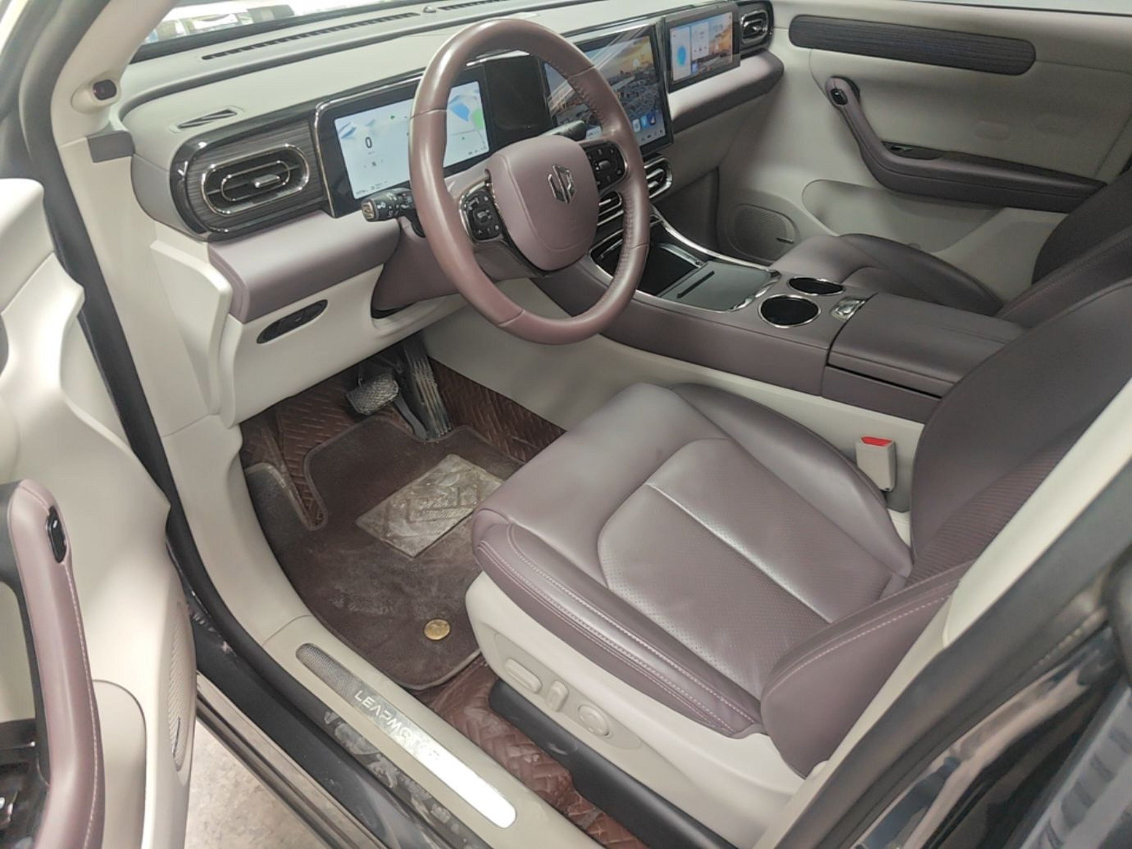 Interior delantero