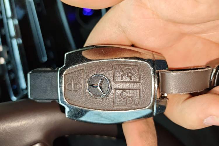 Used Mercedes-Benz GLC 2019 Facelift GLC 260 L 4MATIC Luxury Model