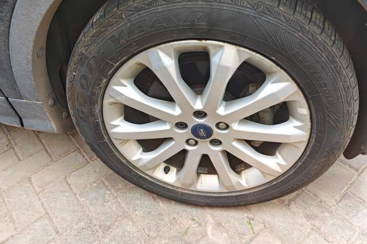 Used Ford Kuga 2013 2.0L GTDi Four-Wheel Drive Premium Model
