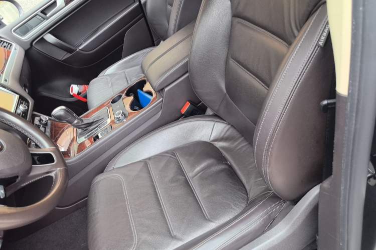 Used Volkswagen Touareg 2014 3.0 TSI New Edition Left Front Seat