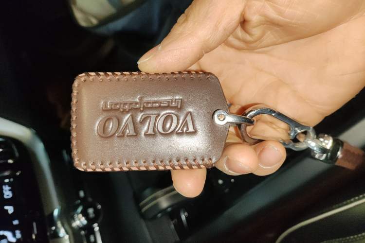 Used Volvo XC60 New Energy 2020 T8 eDrive Hybrid – Smart & Sporty Edition
