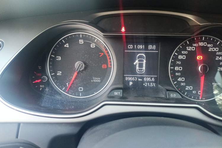 Used Audi A4L 2013 35 TFSI Automatic Standard Model
