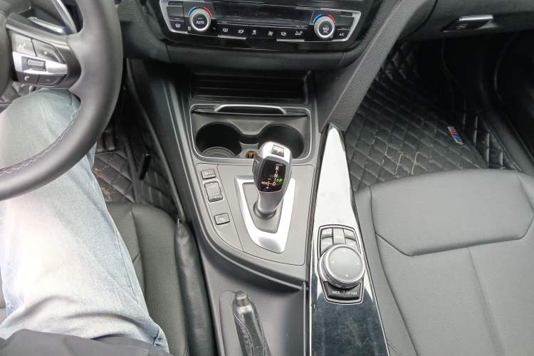 Used BMW 3 Series 2016 320Li Fashion Model Gear Lever