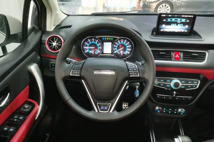 Used Haval H1 2016 Revised Version Blue Badge 1.5L AMT Luxury Edition
