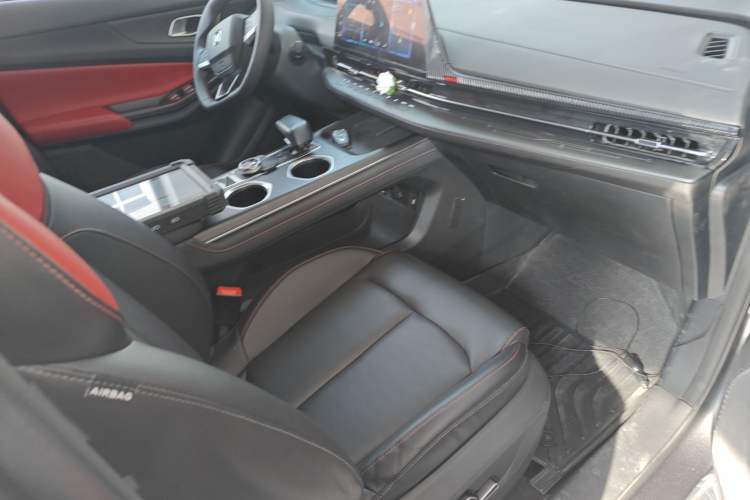 Used Changan CS55PLUS 2022 2nd Generation 1.5T DCT Luxury Version
