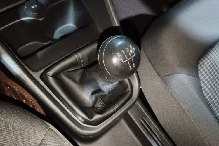 Used Volkswagen Santana 2016 1.4L Manual Fashion Edition Gear Lever