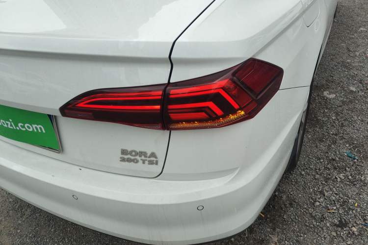 Used Volkswagen Bora 2019 Revised Version 280TSI DSG Elite Edition China VI Standard Right Rear Taillight