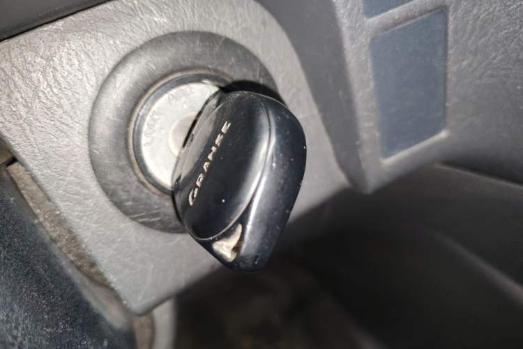 Used Jinbei Express 2017 2.0L Standard Version V19
