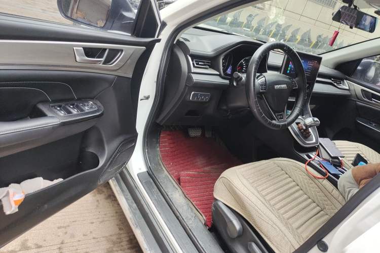 Used Haval M6 2021 PLUS 1.5T DCT Luxury Smart Connectivity Model