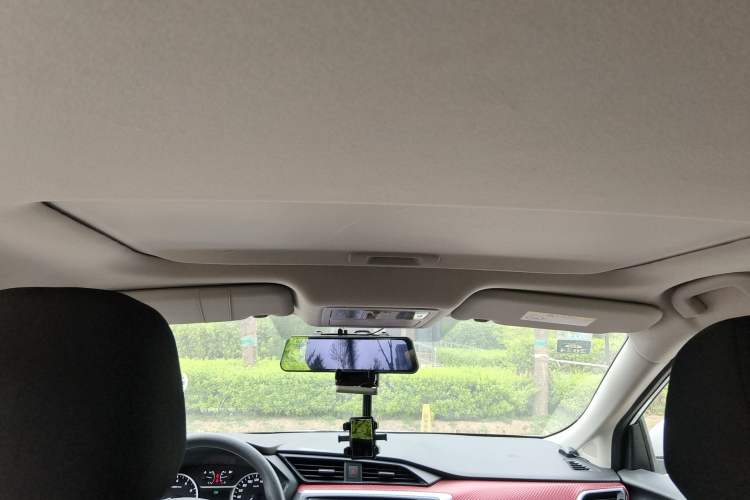 Used Nissan Lannia 2016 1.6L CVT Smart Cool Edition Headliner