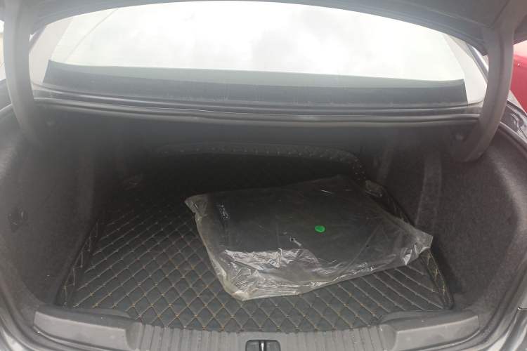 Used Buick Verano 2018 Sedan 20T Dual-Clutch Leading Model