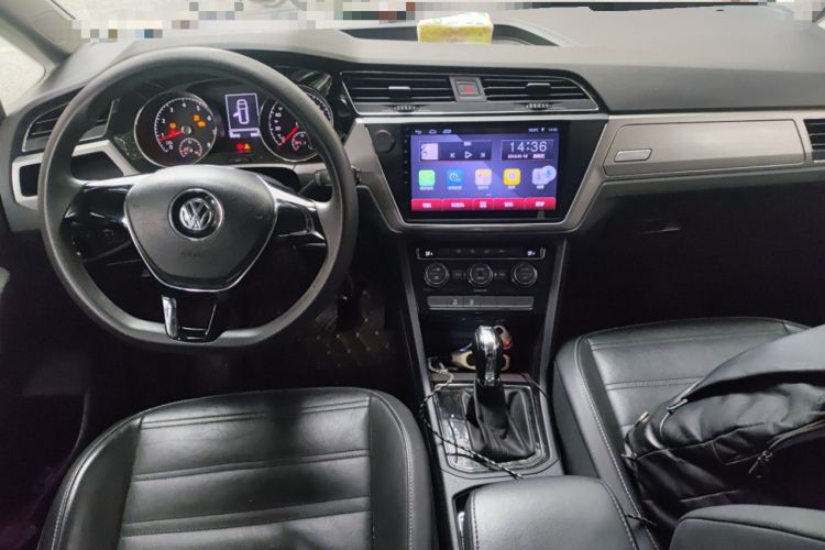 Used Volkswagen Touran 2016 Volkswagen Touran L 280TSI DSG Comfort Edition
