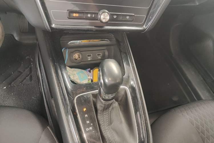 Used Roewe i5 2020 1.5L Automatic 4G Connected Linghao Edition