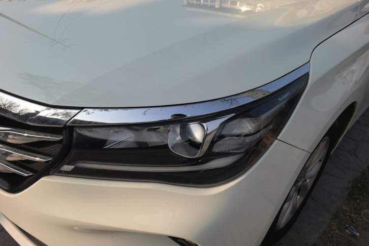 Used GAC Trumpchi GA4 2018 150N Automatic Luxury Edition Left Front Headlight