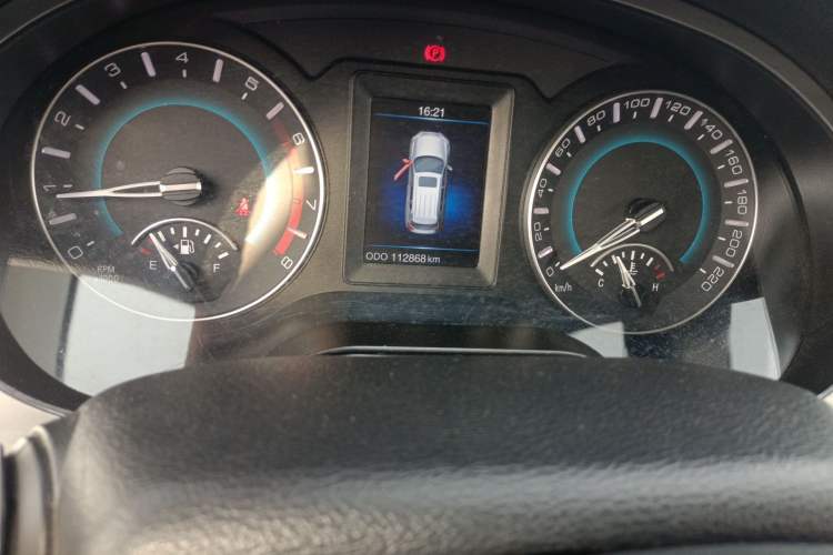 Used Haval H2 2016 Red Label 1.5T Manual Two-Wheel Drive Urban Edition Odometer Close Up