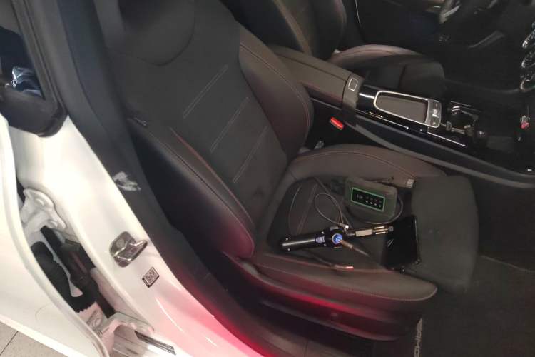 Used Mercedes-Benz CLA 2024-Year Facelifted CLA 200 Right Front Seat