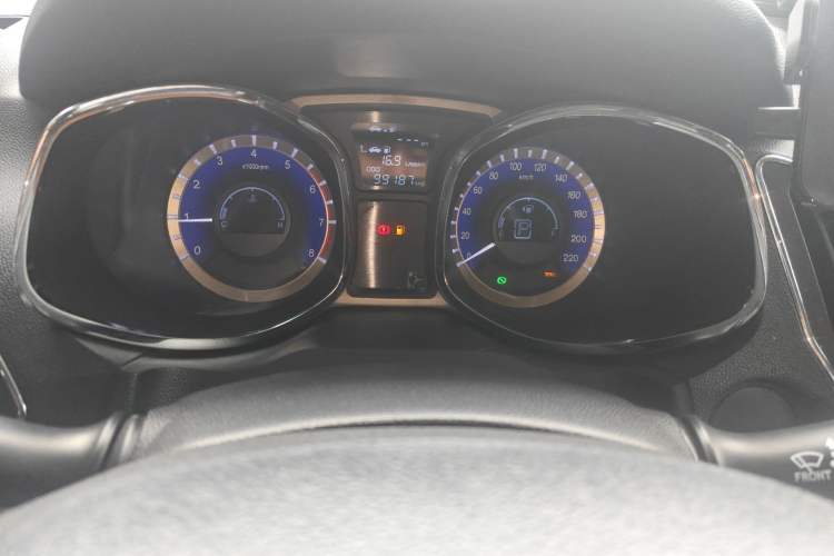 Used JAC Group Refine S5 2014 2.0T Automatic Luxury Edition
