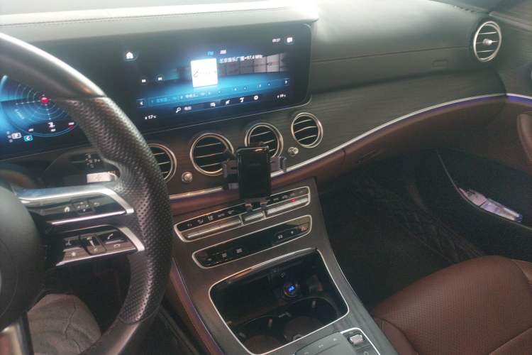 Used Mercedes-Benz E-Class 2021 Restyled E 300 L Luxury Edition
