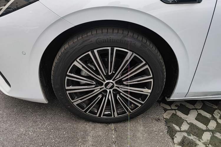 Used Geely Galaxy A7 2025 Model EM-i 150km Starship Edition