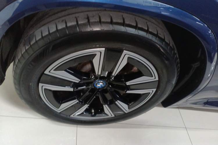 Used BMW iX3 2022 Leading Model