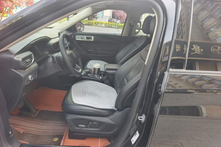 Used Ford Explorer 2020 EcoBoost 285 4x4 Titanium Edition 6 Seats
