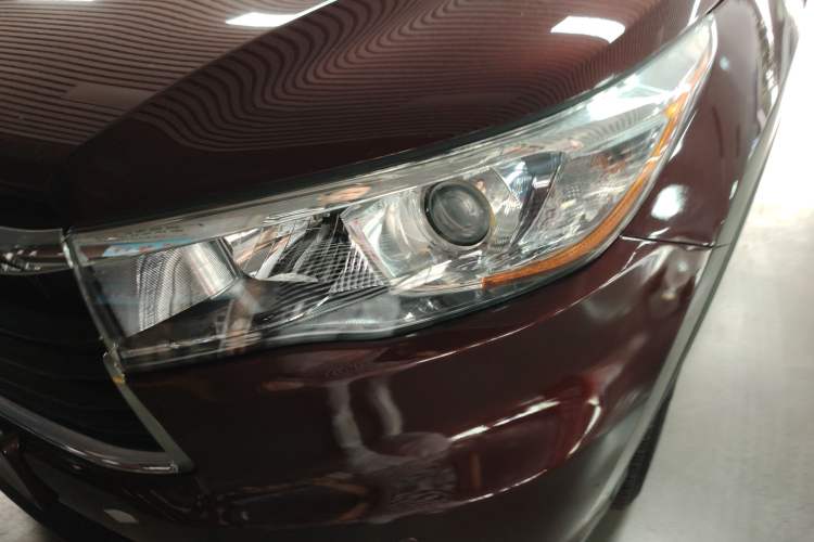 Used Toyota Highlander 2017 2.0T Four-Wheel Drive Luxury Edition 7 Seats