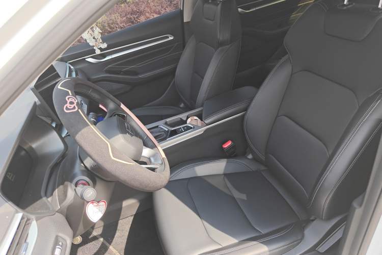 Used Geely Auto Emgrand 2025 4th Generation 1.5L CVT Longteng Edition
