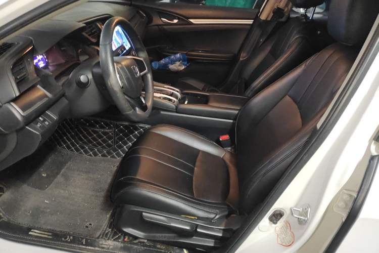 Used Honda Civic 2016 180TURBO CVT Comfort Version
