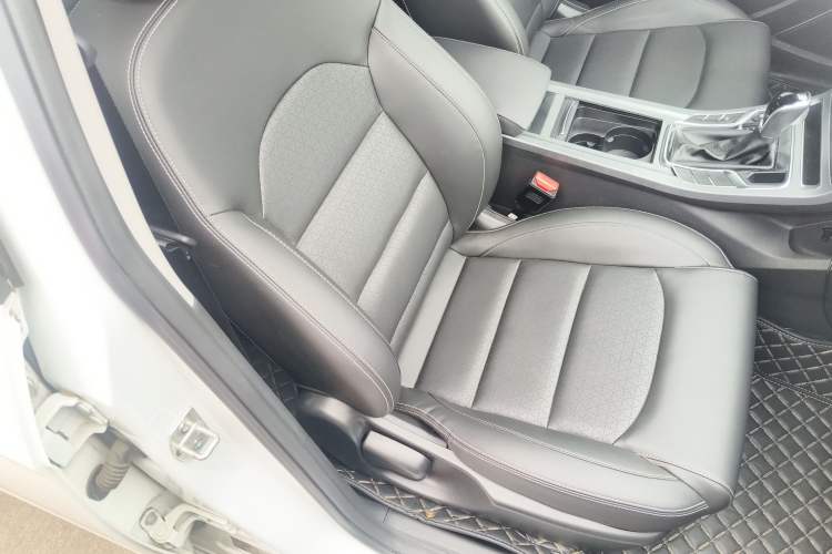 Used Geely Auto Emgrand 2021 UP 1.5L CVT Luxury Model
