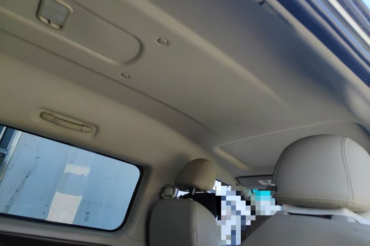 Used FORTHING Lingzhi 2017 M5L 1.6L 7-Seater Comfort Model
