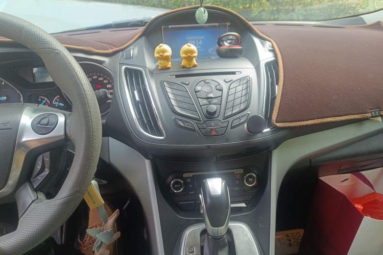 Used Ford Kuga 2013 1.6L GTDi Two-Wheel-Drive Trend Model