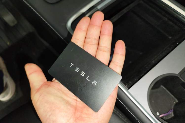 Used Tesla Model Y 2022 Revised Version Rear-Wheel Drive Vehicle Key