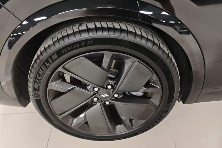 Used Li Auto L7 2025 Ultra Smart Refreshed Edition
