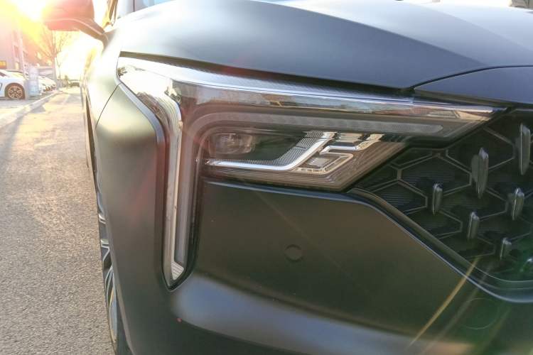 Used Bestune B70 2021 1.5T Automatic Enjoyment Model Right Front Headlight