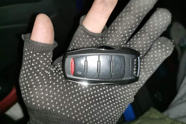 Used Haval H2s 2017 Blue Label 1.5T Manual Comfort Edition
